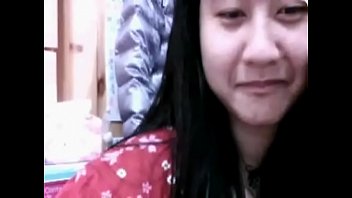 42yrs old cleavage and young tongue on webcam chat