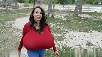 Chelsea charms 09292025 red top hot