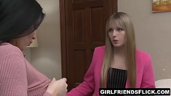 Petite blonde surrenders to curvy brunette's touch