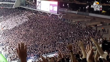 Memphis depay nao perdoou a safada do ventinho sem forca