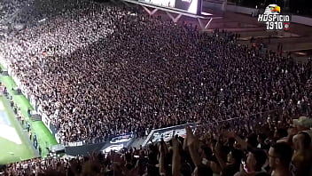 Memphis depay nao perdoou a safada do ventinho sem forca