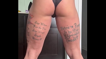 I’ll be honest i have no idea how to do a competitive booty pose so yall bout to get some practice ones for hump