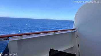 Me fodeu na varanda da nossa cabine ️