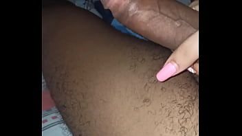 Mi compañero vino a estudiar y acabamos follando en mi cama