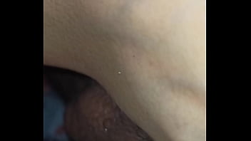 Mi compañero vino a estudiar y acabamos follando en mi cama