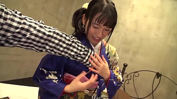 成人式帰りのgカップ爆乳処女20歳 無料記念撮影と称して中出し撮影3