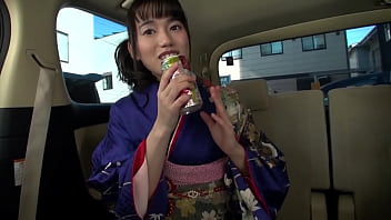 成人式帰りのgカップ爆乳処女20歳 無料記念撮影と称して中出し撮影3