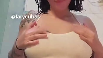 Lary cubas molhadinha Lary cubas molhadinha