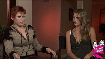 Sensual lesbains 0909