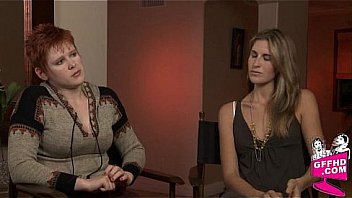 Sensual lesbains 0909