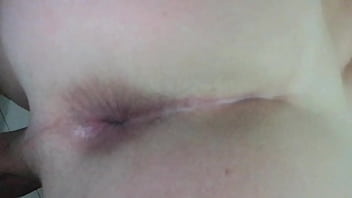 Culo Perfecto De Joven Experimentando Con Su Colita Rosa thumbnail