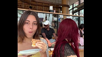 Lowkey Think I Could Sleep With A Girl Does That Make Me Bi thumbnail