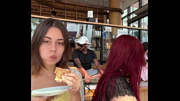 Lowkey think i could sleep with a girl does that make me bi Lowkey think i could sleep with a girl does that make me bi
