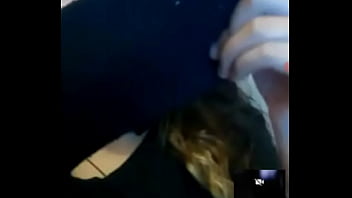 Julia mostrando suas solinhas em call