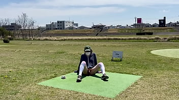 女装まゆの河原で全裸露出プレイ thumbnail