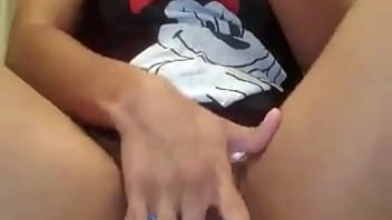 Com Tesão Convida Macho Pra Saciar Sua Fome De Sexo thumbnail