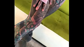 A little behind the scenes of a photoshoot how do you like the outfit #photoshoot #behindthescenes #outfit