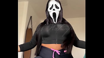 Uma gata preta passando na sua telinha nessa sexta 13 vem assistir a versão safadinha desse vídeo que acabei de postar no vip