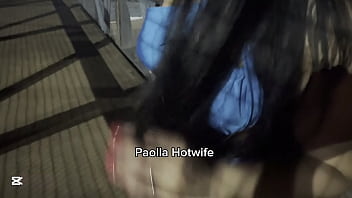 Na passarela em plena br 153 a casada fudendo sem parar e fazendo alegria do motoristas que passam e curtem um sexo na rua com paolla hotwife é assim que funciona