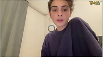 Hermosa chica rusa en webcam