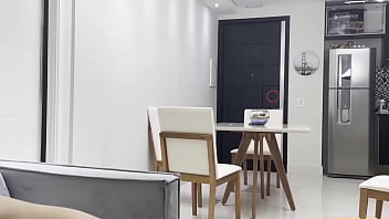 Comi o cu da cunhada enquanto a mulher cozinhava