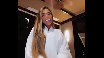 Mc mirella gostosa pra caralho