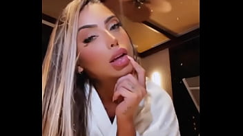 Mc mirella gostosa pra caralho