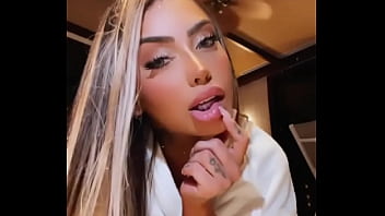 Mc mirella gostosa pra caralho