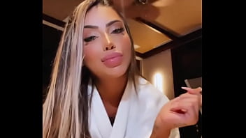 Mc mirella gostosa pra caralho