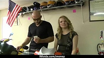Hooker Gets Payed And Tape For Sex 1 thumbnail