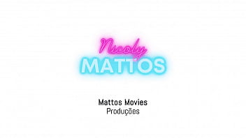 Pega eu nicoly fã abriu minha bunda e enfiou a rola toda