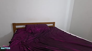 Pega eu nicoly fã abriu minha bunda e enfiou a rola toda