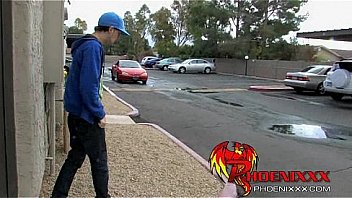 Handsome Homo Receives Passionate Blowjob thumbnail