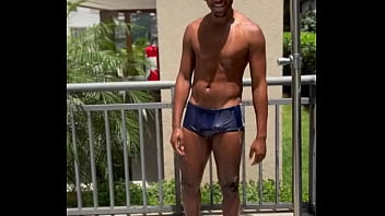 Negao dotado do meu predio me fudeo no pelo