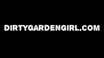 Dgg dildo in pussy and cervix prolapse Dgg dildo in pussy and cervix prolapse