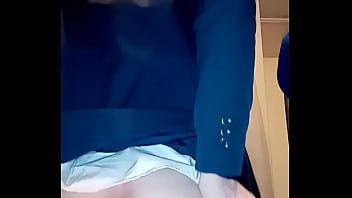 Jugando Con Mis Pezones Y Culo Vistiendo Uniforme Escolar thumbnail