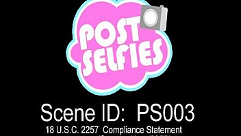 Amateur cute babe fucking pussy with a toy