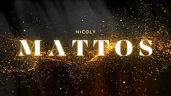 Meu vizinho me fodeu no meu quinta não aguentou a segurar e gozou dentro da minha bucetinha