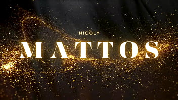 Meu vizinho me fodeu no meu quinta não aguentou a segurar e gozou dentro da minha bucetinha