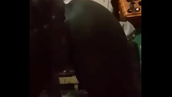 Eu amo me masturbar brincar com a minha cona toda grossa