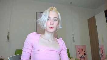 Hard dance in dress22