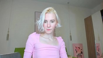 Hard dance in dress22