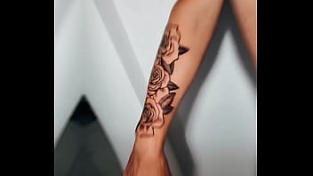 Olha o que eu fiz esses diasquem for do rj e quiser fazer tatuagem comigo chama na dm
