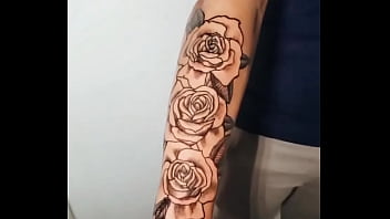Olha o que eu fiz esses diasquem for do rj e quiser fazer tatuagem comigo chama na dm