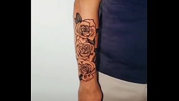 Olha o que eu fiz esses diasquem for do rj e quiser fazer tatuagem comigo chama na dm