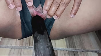 Horny wife gets her pussy licked and drilled for christmas