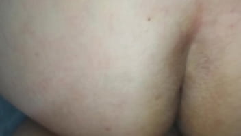 Dulcevaginaspro mi prima empezo a grabar mientras lo haciamos en mi cama le di tan duro rico que gritaba de placer