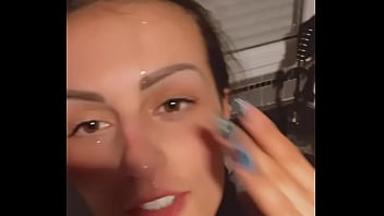 Hum une bonne faciale vidéo ce soir