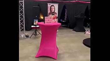 Vivement 17h au salon de l’érotisme de mons