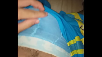 Manos Y Pies Se Dan Un Festin Con Mi Short thumbnail